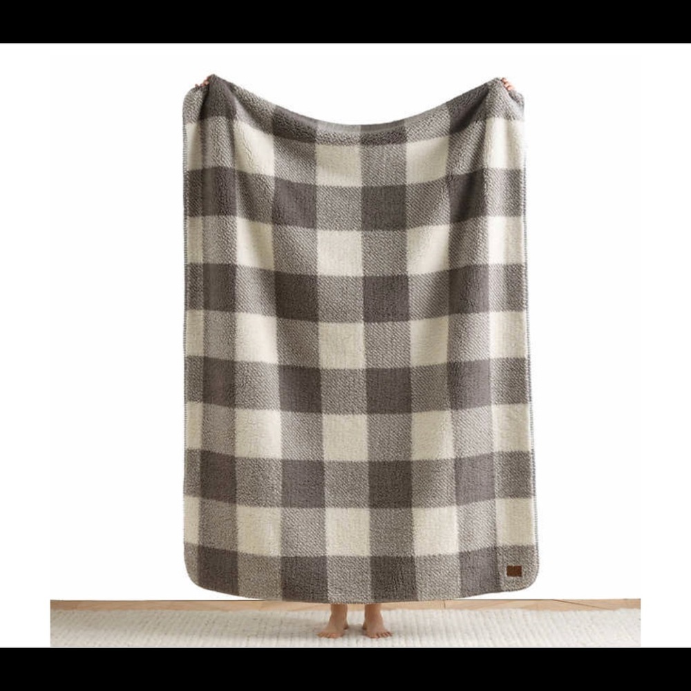 Pendleton Sherpa fleece throw 50”x70”
